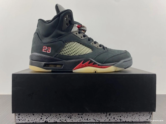 HYPE Jordan Air Off Noir DR0092-001 Gore-Tex 5 0627